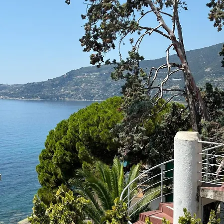 Charming Sea View Stay, 50m To Sea * Ospedaletti